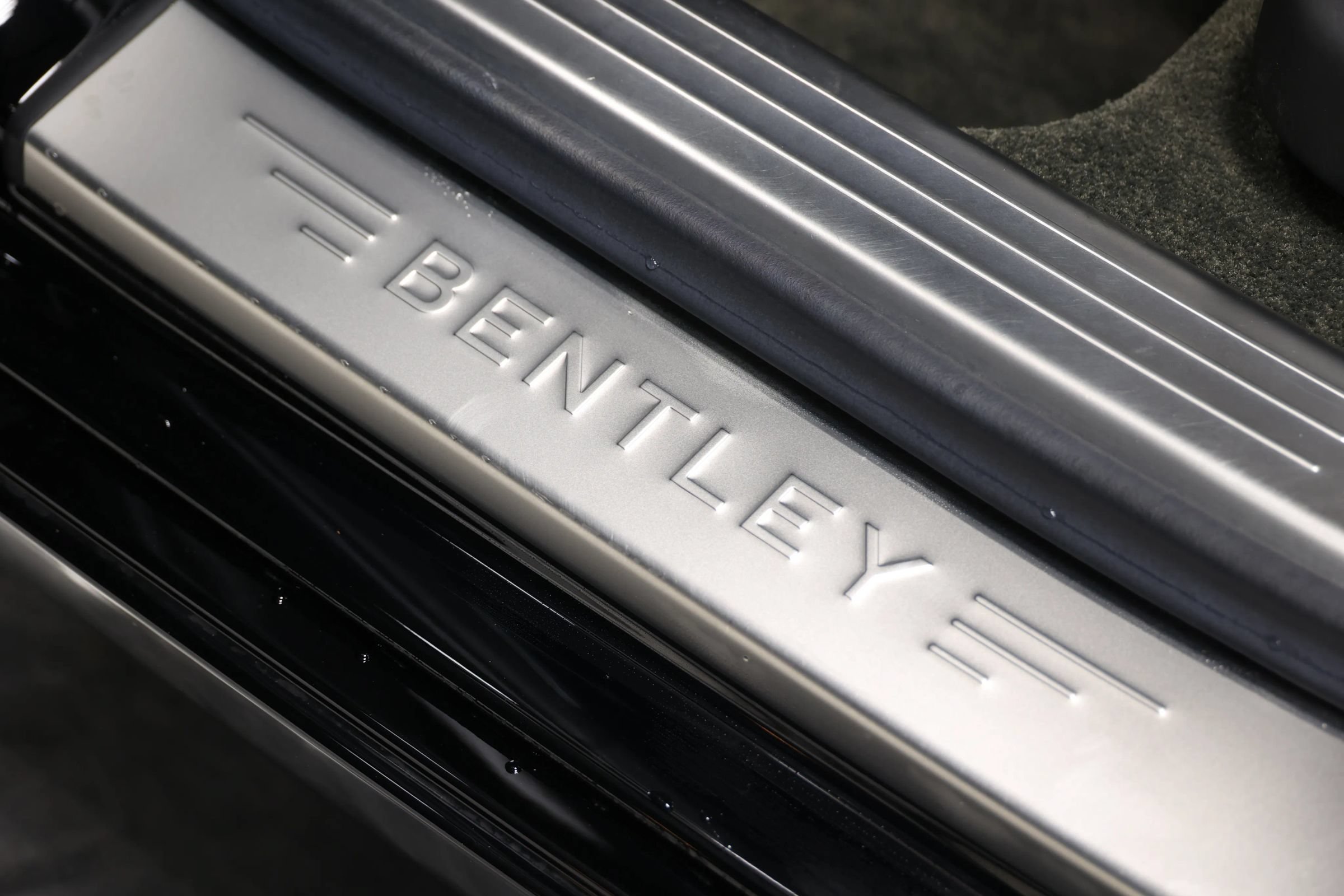 Used 2015 Bentley Flying Spur V8 AWD/4WD image 45