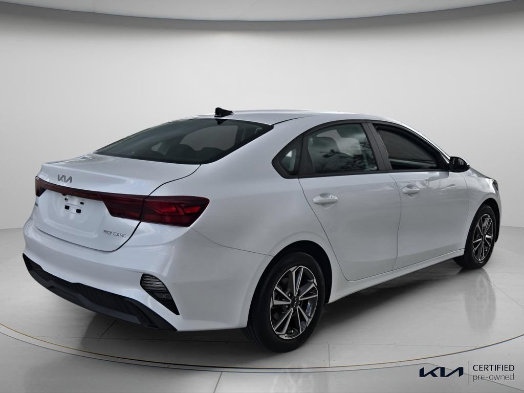 Certified 2023 Kia Forte LXS w/ LXS Technology Package FWD image 7