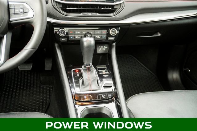 Used 2023 Jeep Compass Trailhawk image 12