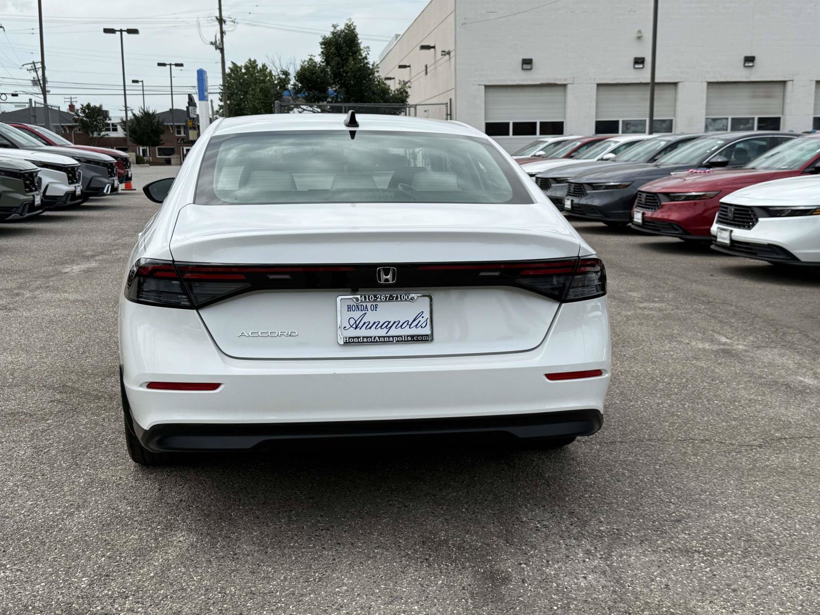 Certified 2025 Honda Accord SE image 22