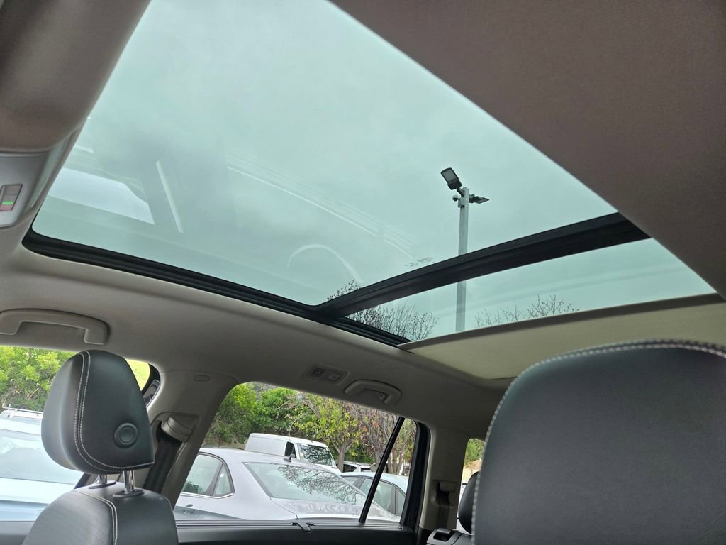 Used 2022 Volkswagen Atlas SEL image 19