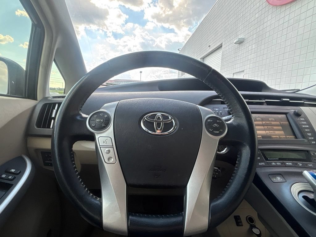 Used 2011 Toyota Prius Four w/ Navigation Pkg FWD image 18