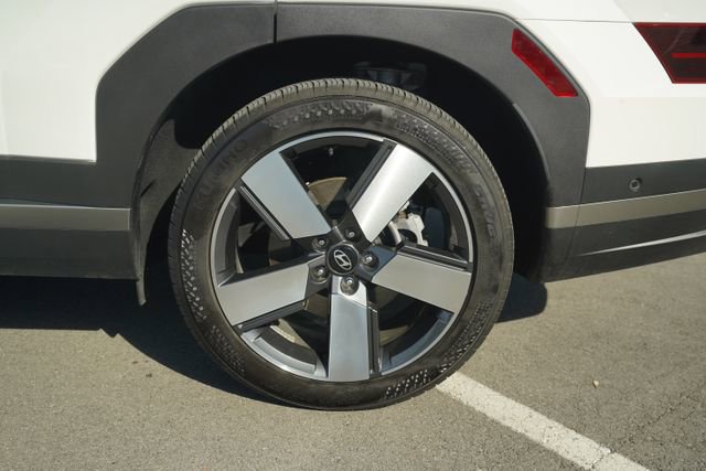 Used 2025 Hyundai Santa Fe Limited image 41