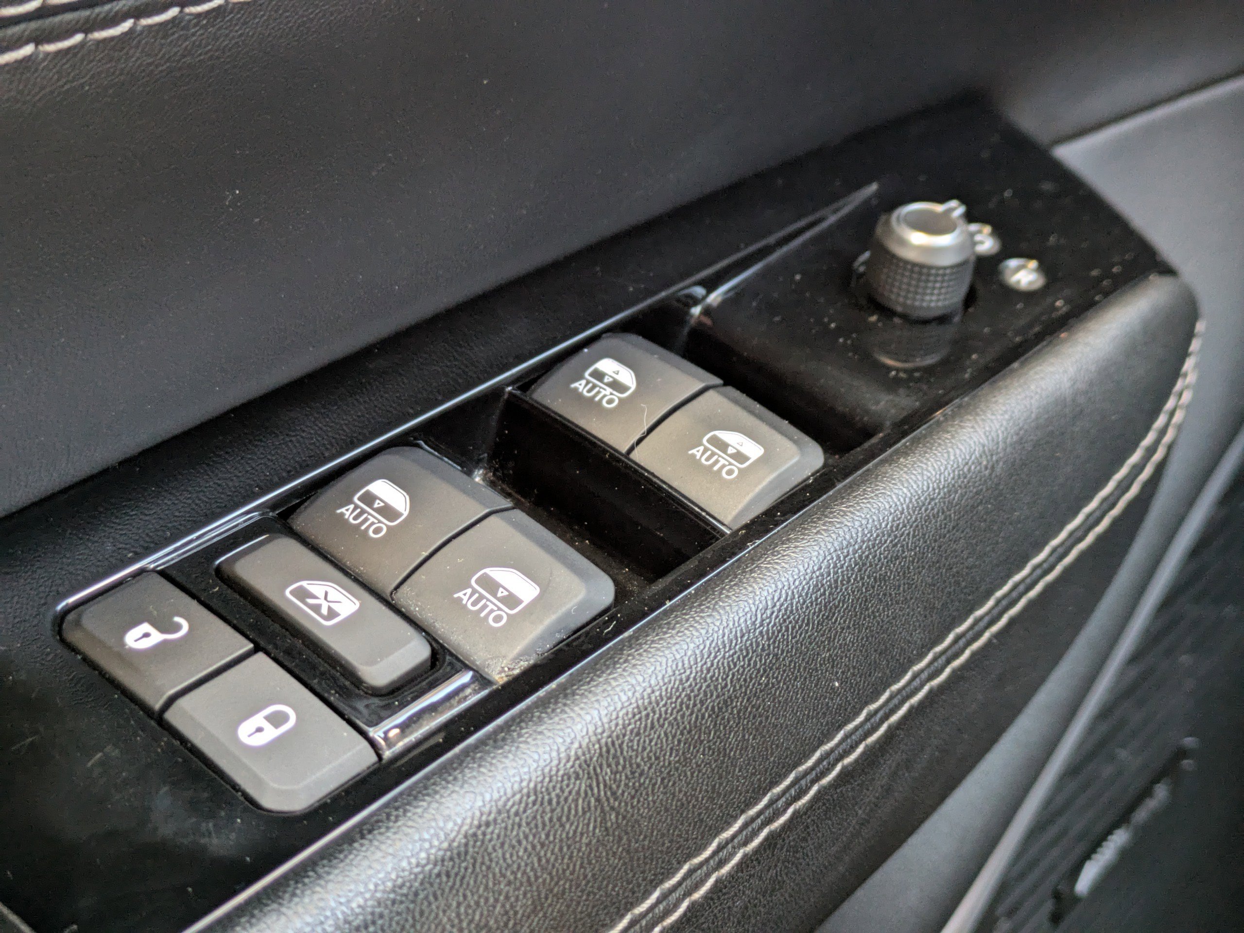 Used 2024 Jeep Wagoneer L Series II image 26