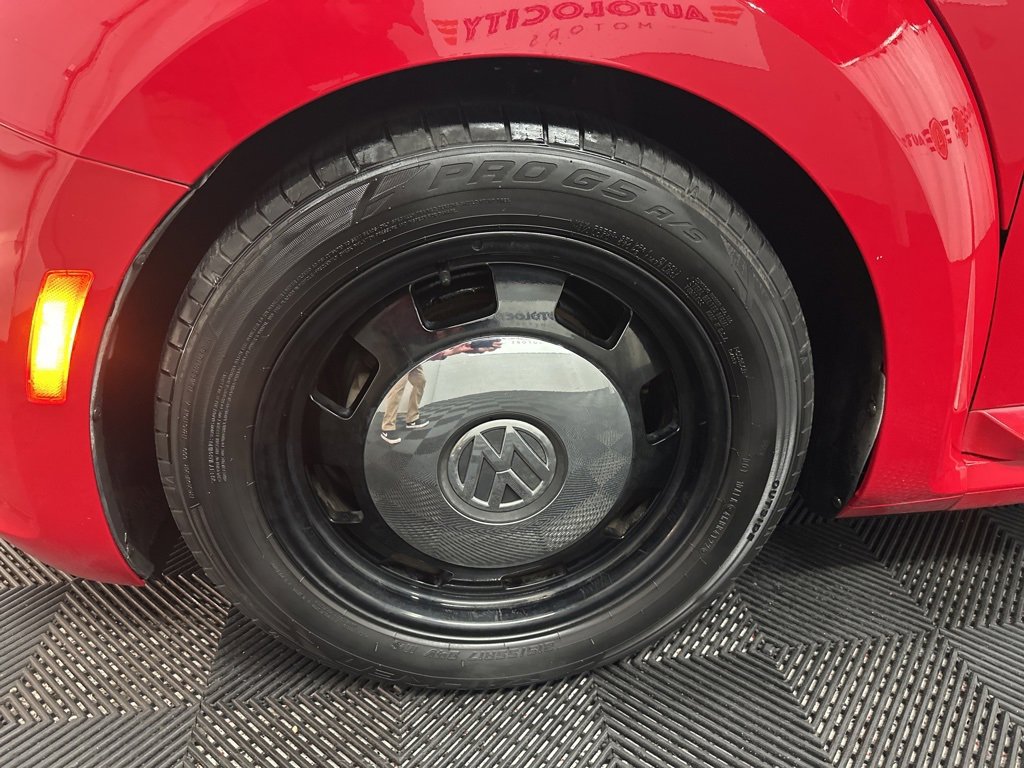 Used 2016 Volkswagen Beetle 1.8T S image 36