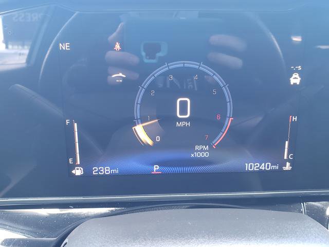 Used 2024 Chevrolet Trax RS w/ Driver Confidence Package image 32