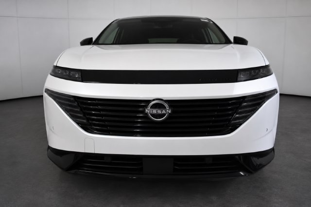 Certified 2026 Nissan Murano Platinum w/ Cargo Package AWD/4WD image 2