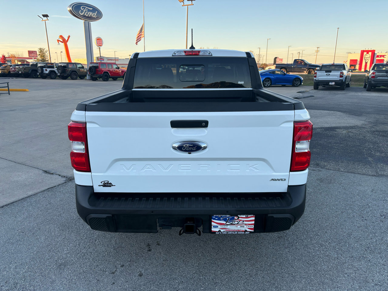 Used 2024 Ford Maverick Lariat image 4