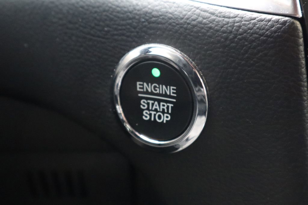 Used 2024 Ford Edge Titanium image 22