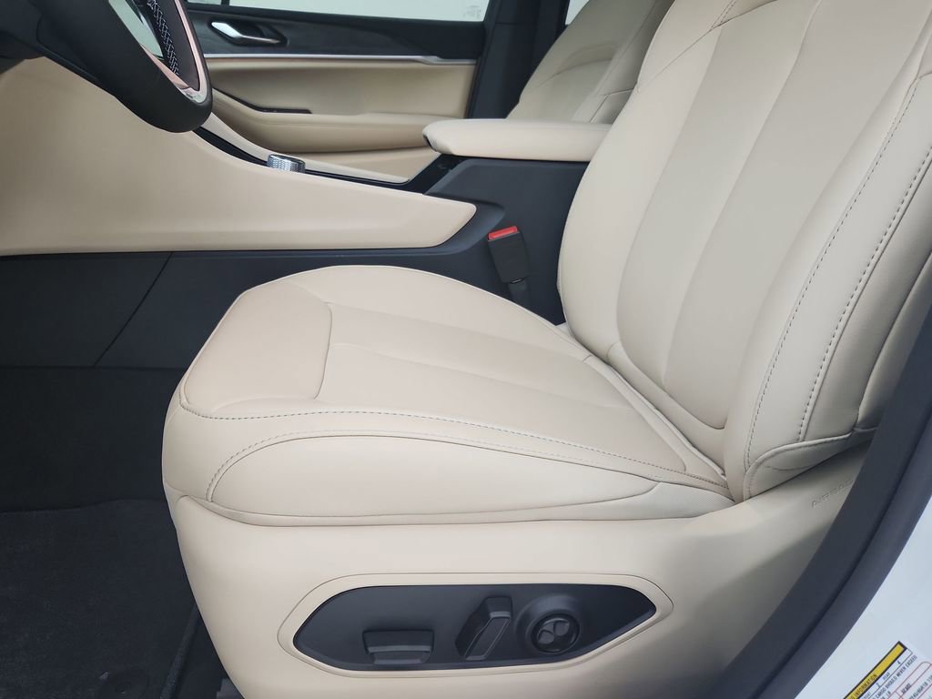 New 2025 Jeep Grand Cherokee L Limited w/ Trailer Tow Package image 20