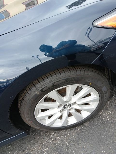 Used 2018 Toyota Camry LE FWD image 10