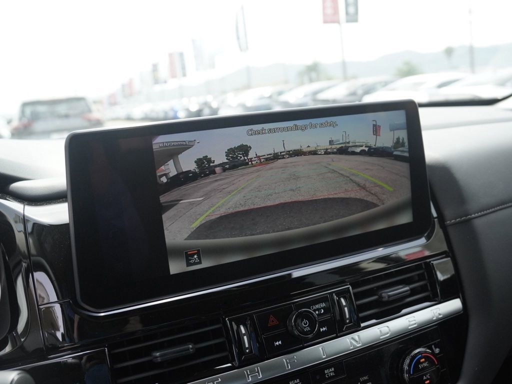 New 2026 Nissan Pathfinder SV image 12