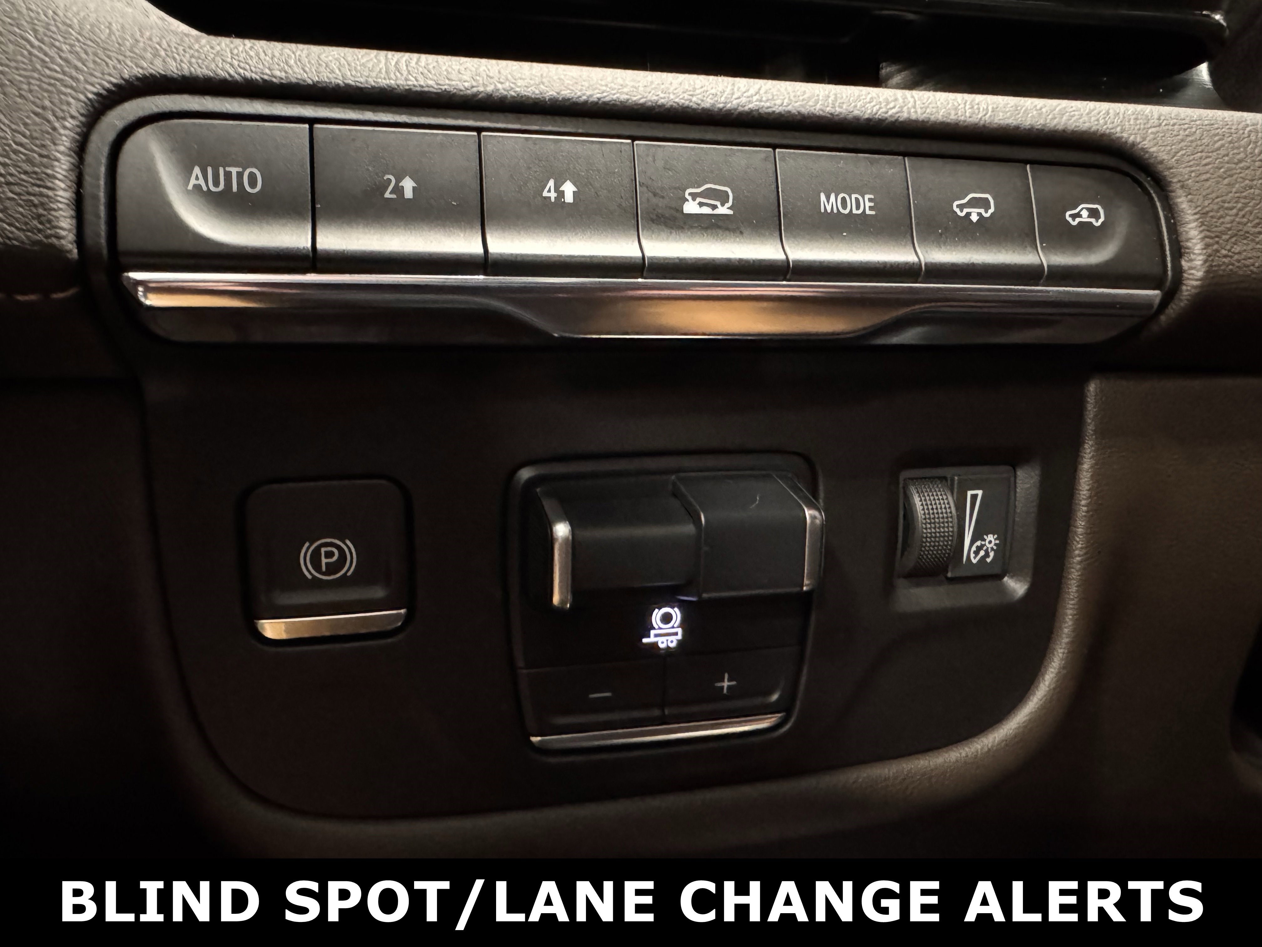 Used 2021 Cadillac Escalade ESV Premium Luxury w/ Driver Assist Tech Package image 12