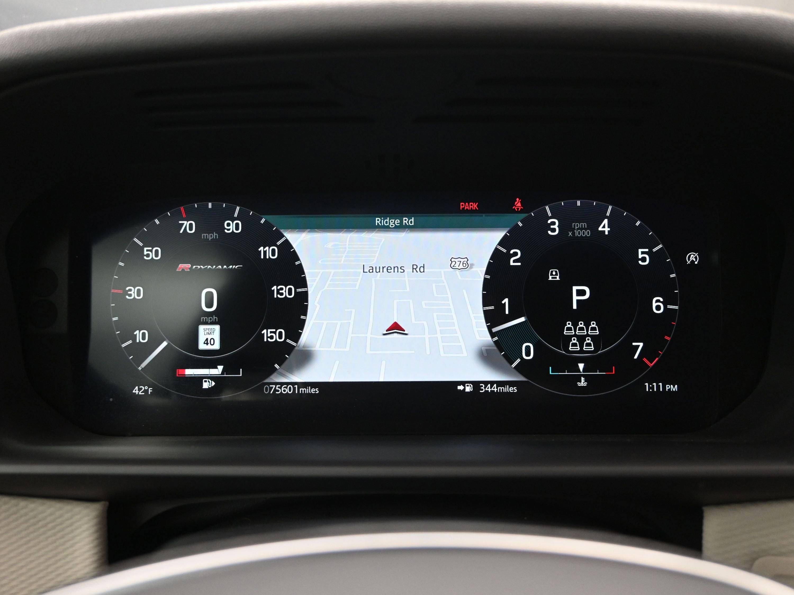 Used 2022 Land Rover Discovery HSE R-Dynamic image 17