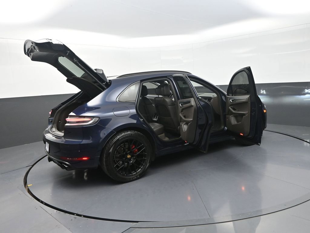 Used 2021 Porsche Macan GTS AWD/4WD image 35