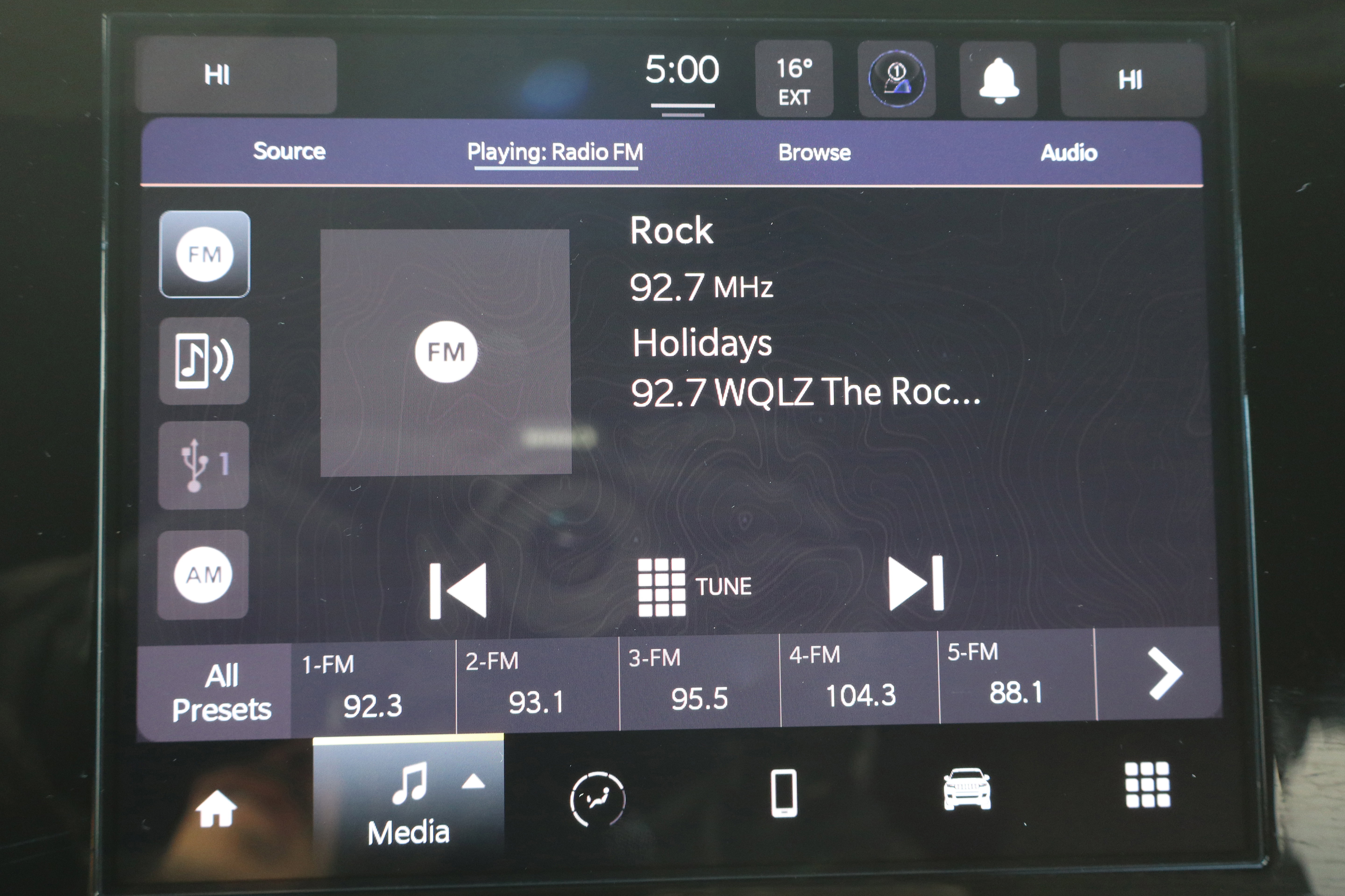 Used 2025 Jeep Grand Cherokee Laredo image 19