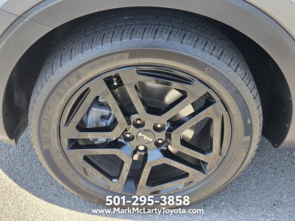 Used 2024 Kia Telluride EX X-Line AWD/4WD image 17