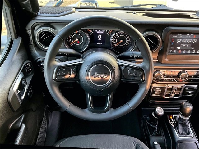 Used 2023 Jeep Gladiator Sport image 5