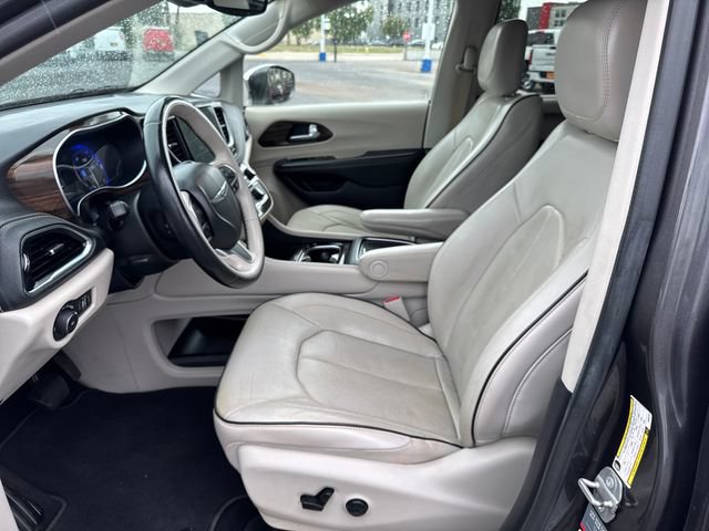 Used 2021 Chrysler Pacifica Limited w/ Premium & Safety Sphere Group AWD/4WD image 9