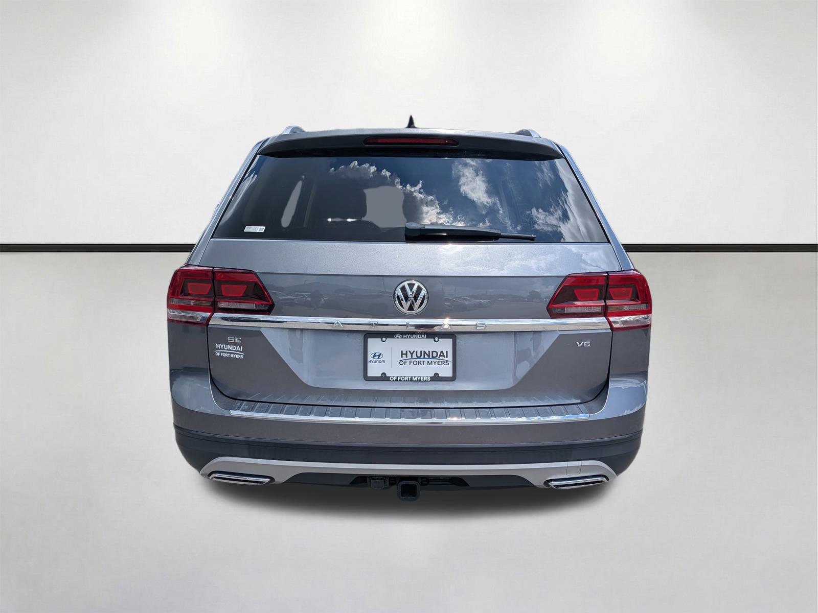 Used 2019 Volkswagen Atlas SE w/ Panoramic Sunroof Package FWD image 5