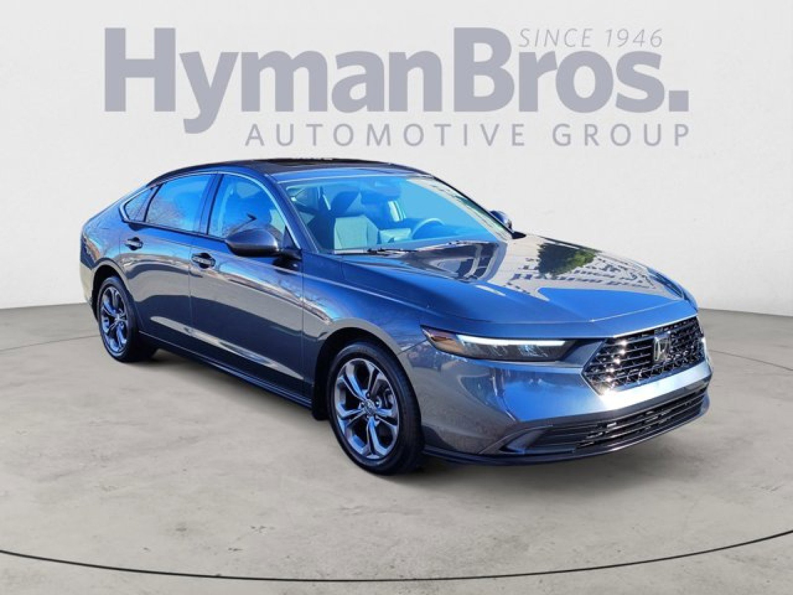 Used 2023 Honda Accord EX image 1