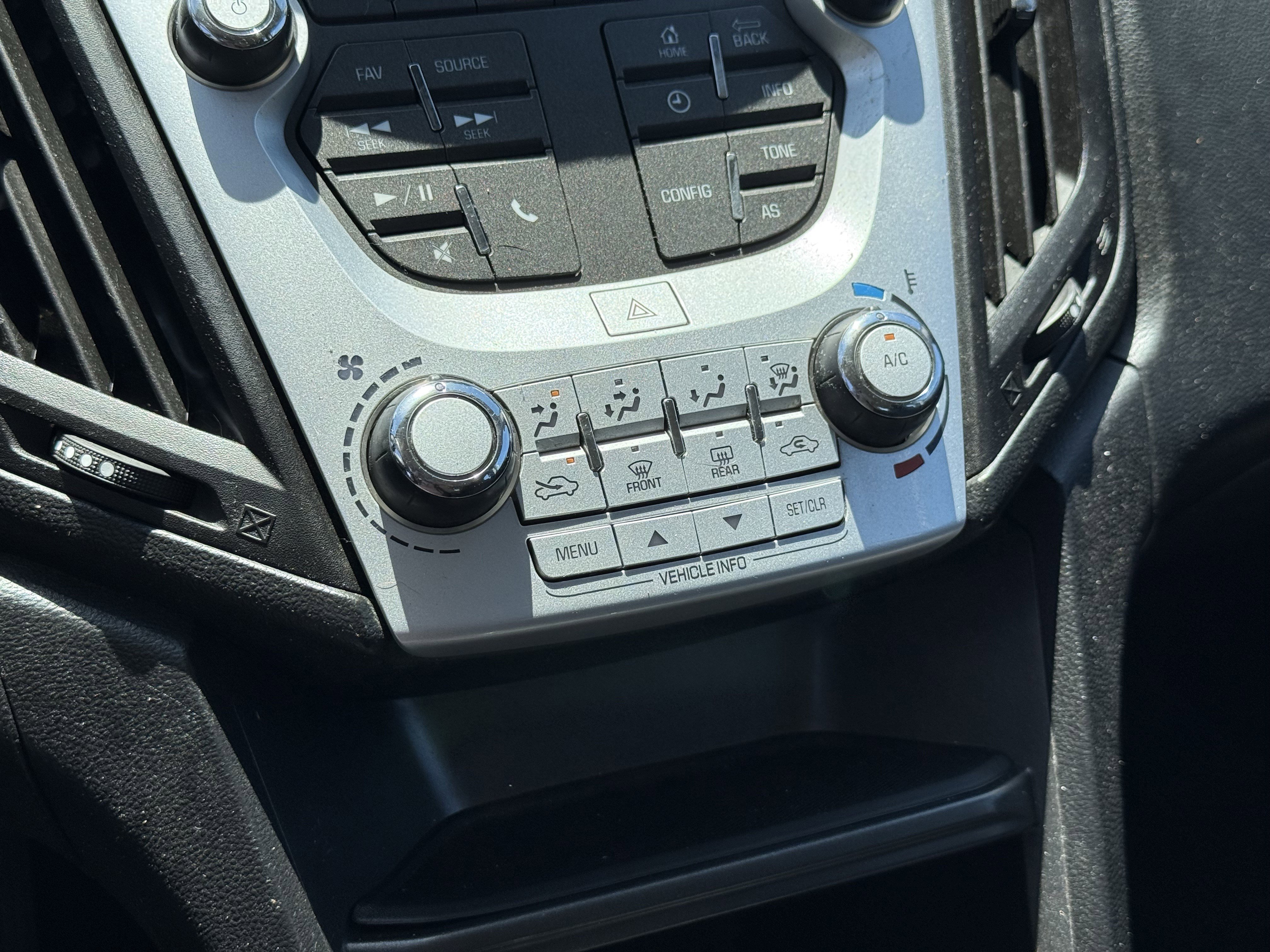 Used 2016 Chevrolet Equinox LS FWD image 21