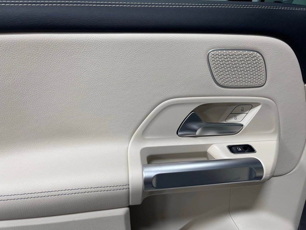 Certified 2020 Mercedes-Benz GLB 250 4MATIC image 24