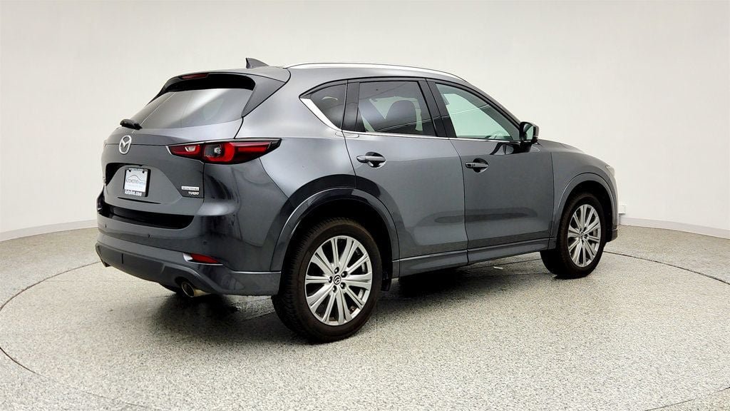 Used 2023 MAZDA CX-5 Signature AWD/4WD image 5