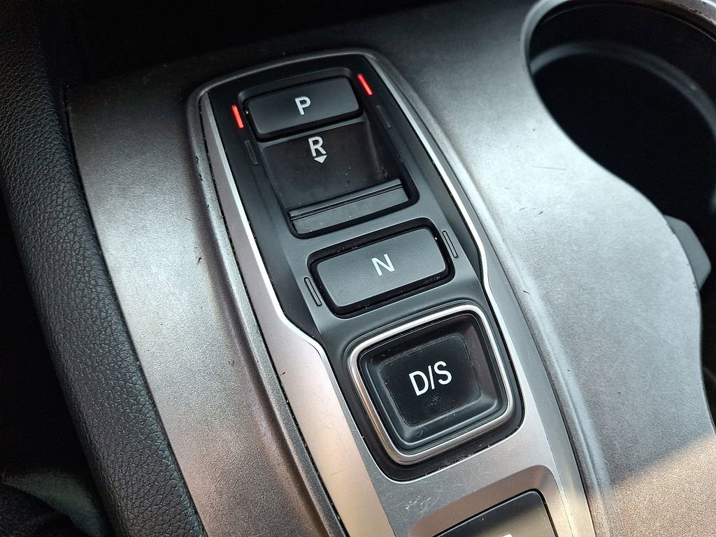 Used 2022 Honda Pilot Sport image 15