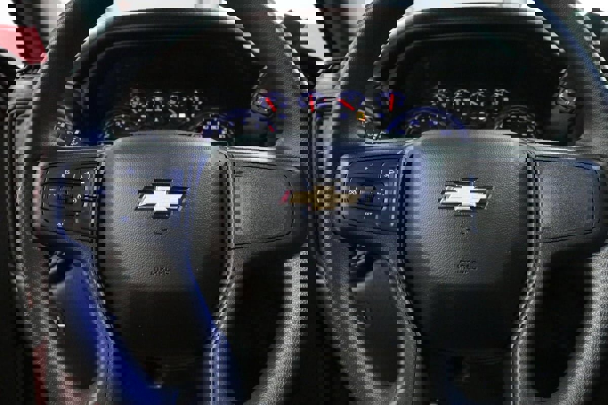 Used 2023 Chevrolet Silverado 1500 Custom w/ LPO, Dark Essentials Package image 15