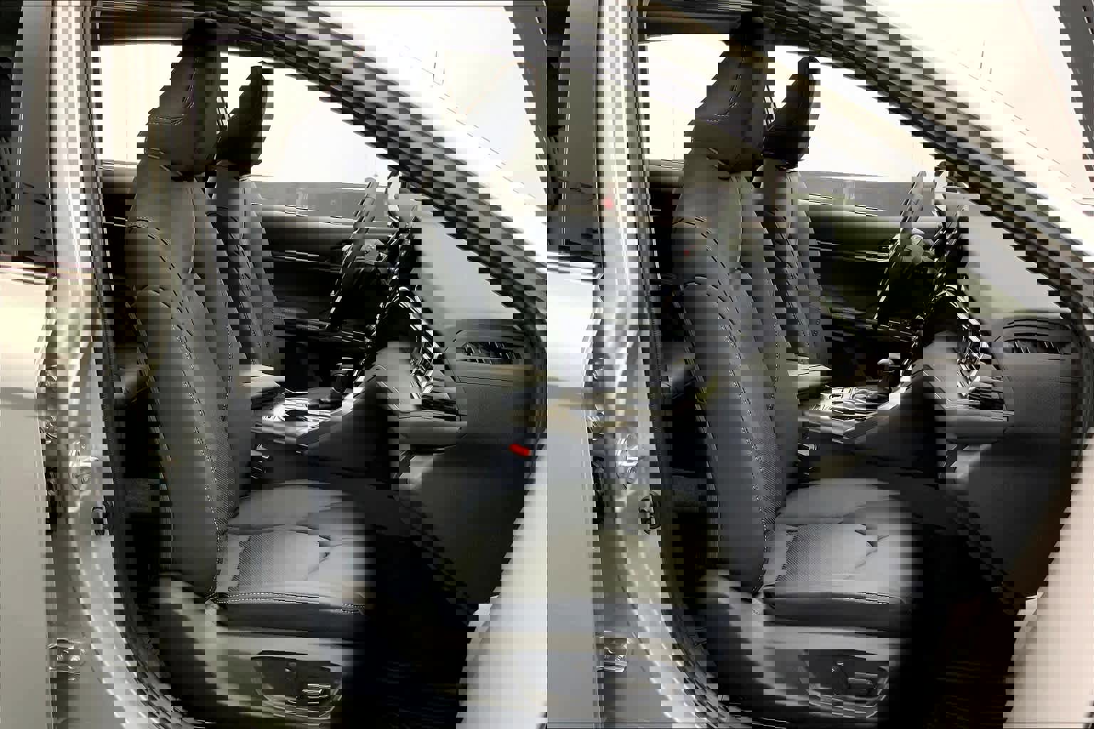 Used 2023 Toyota Camry XSE w/ Cold Weather Package image 8