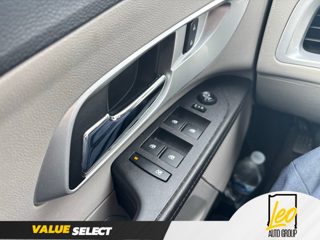 Used 2017 Chevrolet Equinox LT image 13