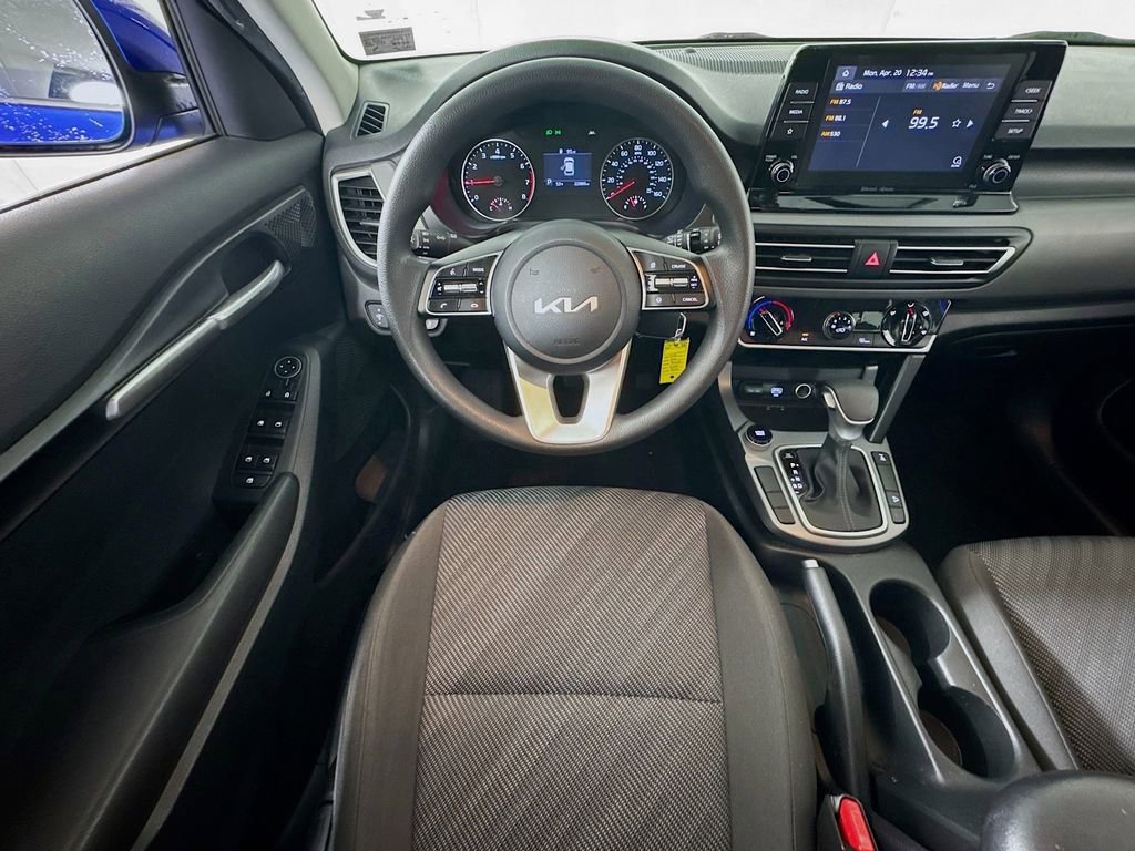 Used 2023 Kia Seltos LX AWD/4WD image 20