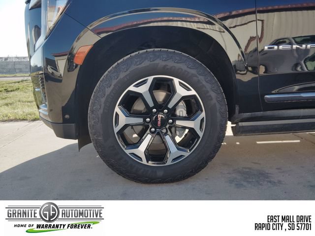 Used 2023 GMC Yukon Denali Ultimate AWD/4WD image 27