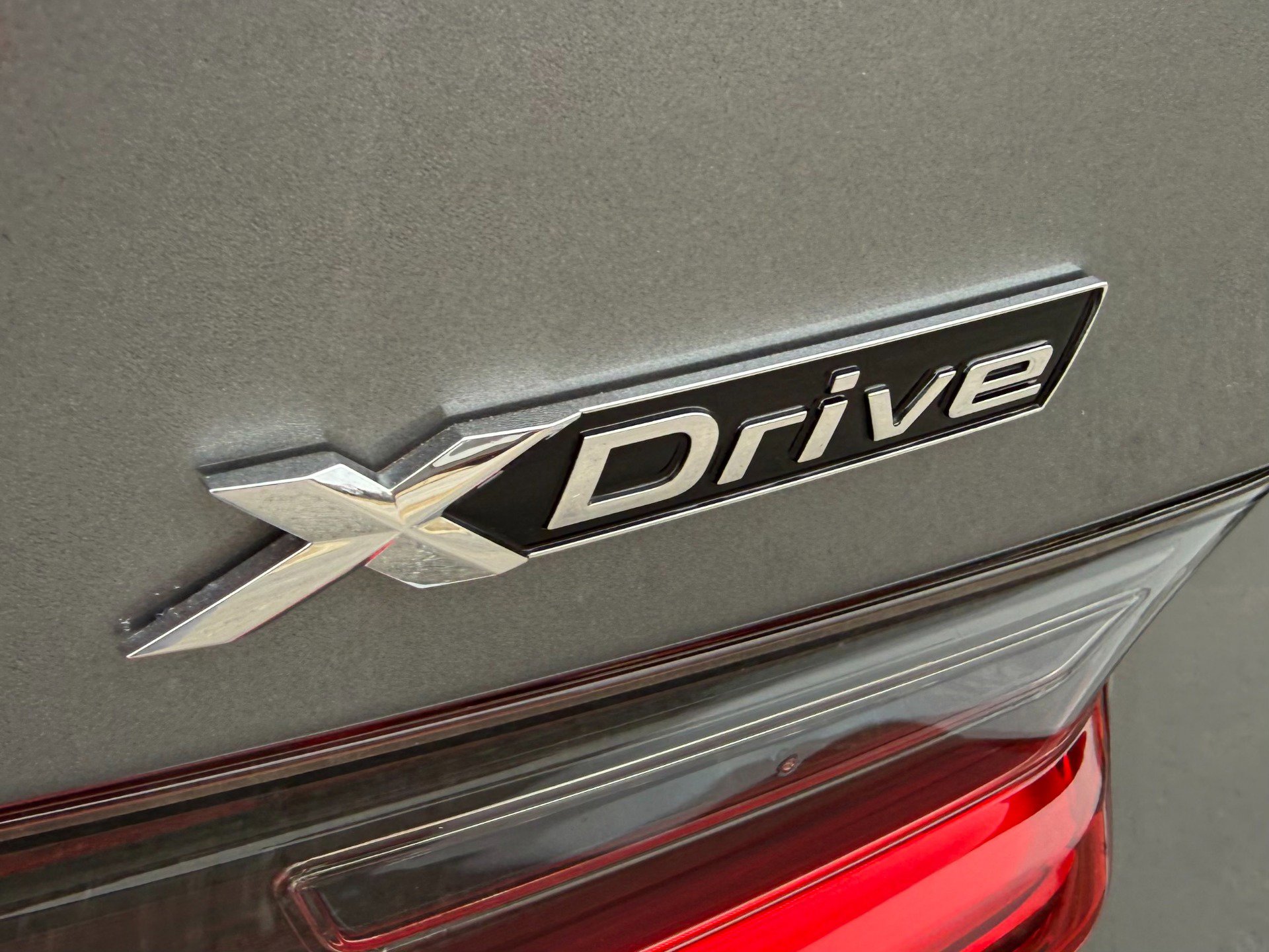 Used 2024 BMW 330i xDrive Sedan w/ Premium Package image 61