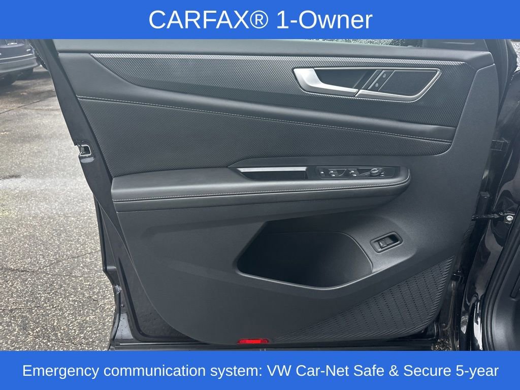 Used 2025 Volkswagen Atlas Cross Sport SEL R-Line image 15