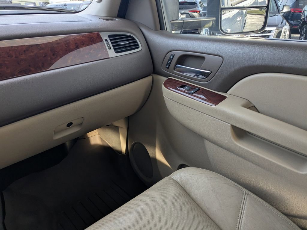Used 2012 Chevrolet Silverado 2500 LTZ w/ LTZ Plus Package image 17