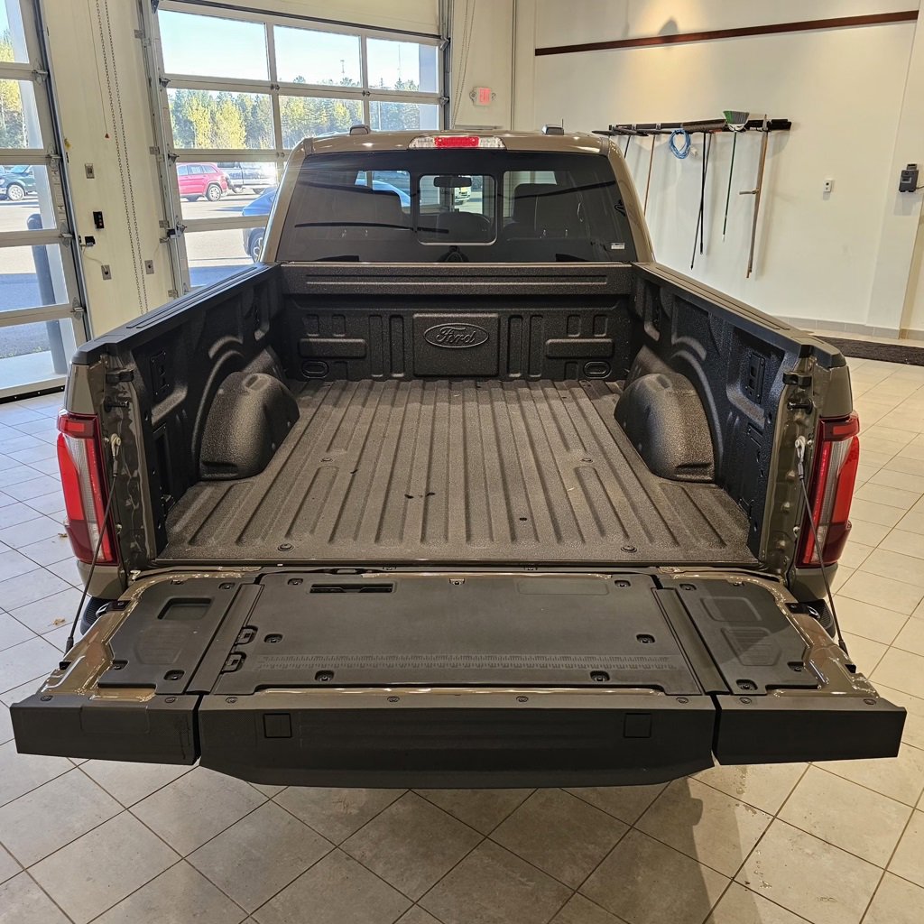 New 2025 Ford F150 Lariat w/ Equipment Group 502A High image 5