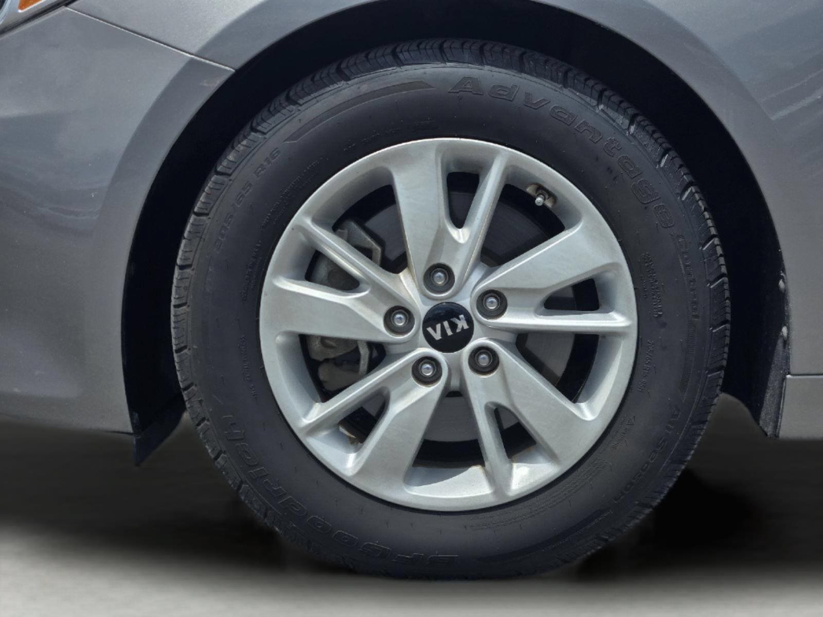 Used 2018 Kia Optima LX FWD image 10