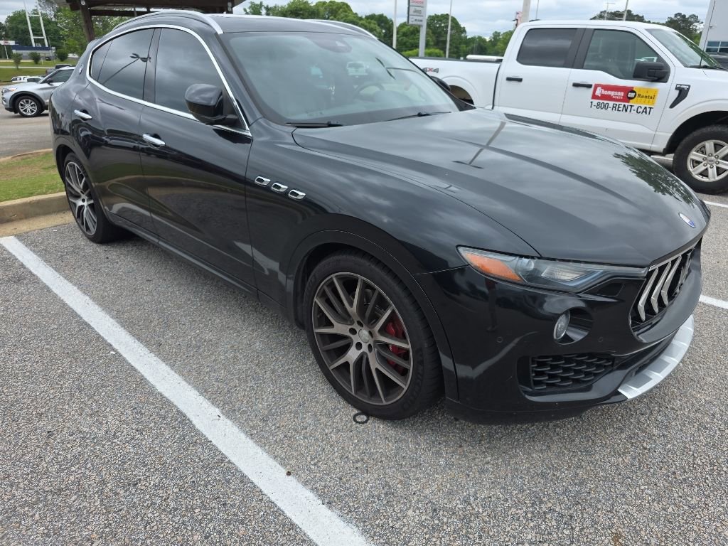 Used 2017 Maserati Levante S AWD/4WD image 7