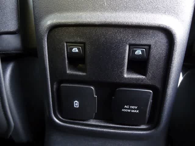 Used 2024 Ford Bronco Badlands AWD/4WD image 11