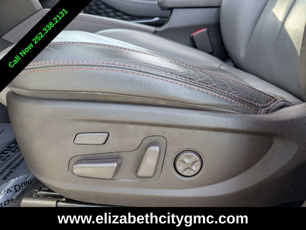 Used 2020 Hyundai Santa Fe Limited w/ Cargo Package image 24