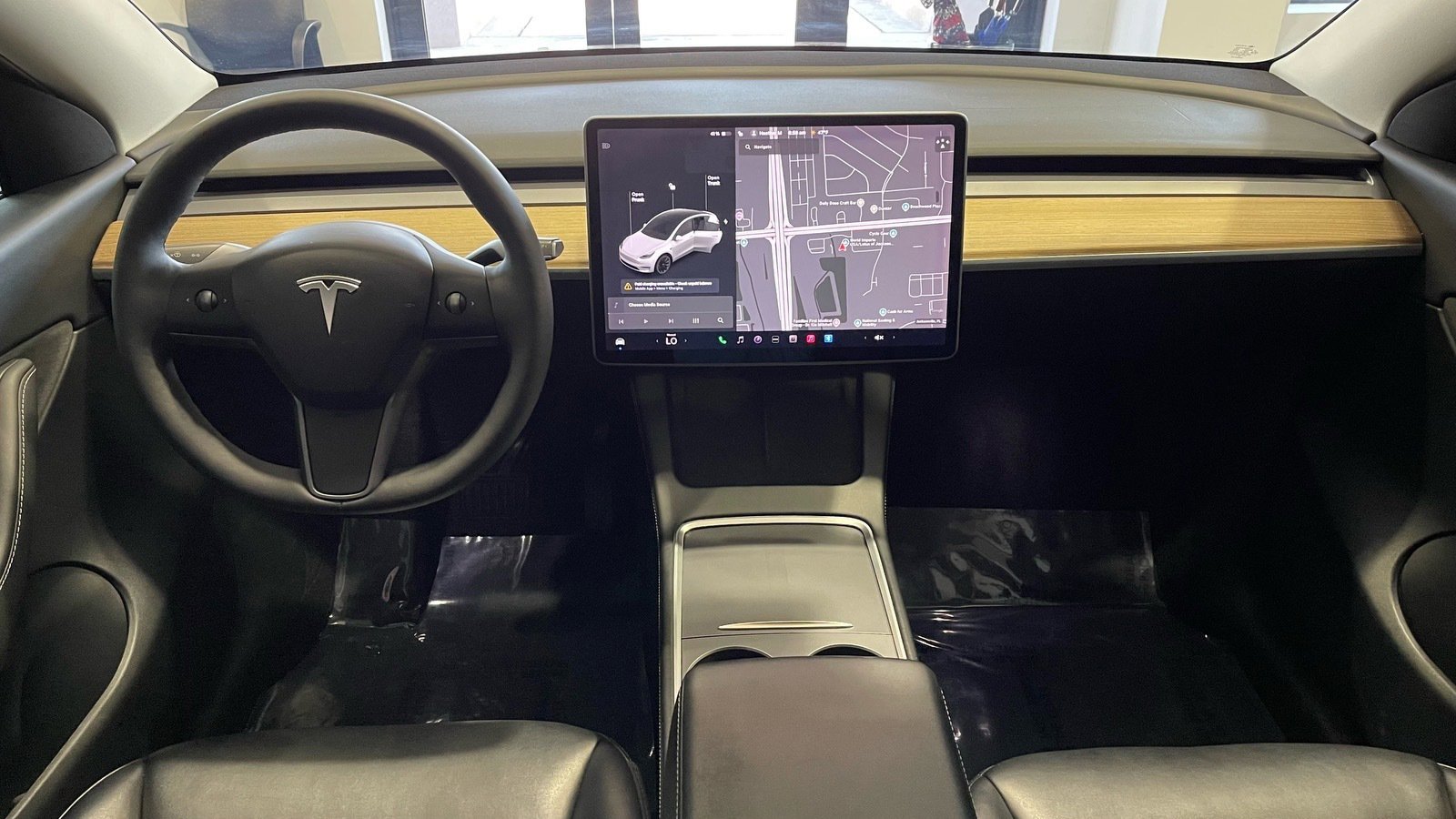 Used 2021 Tesla Model Y Long Range image 30