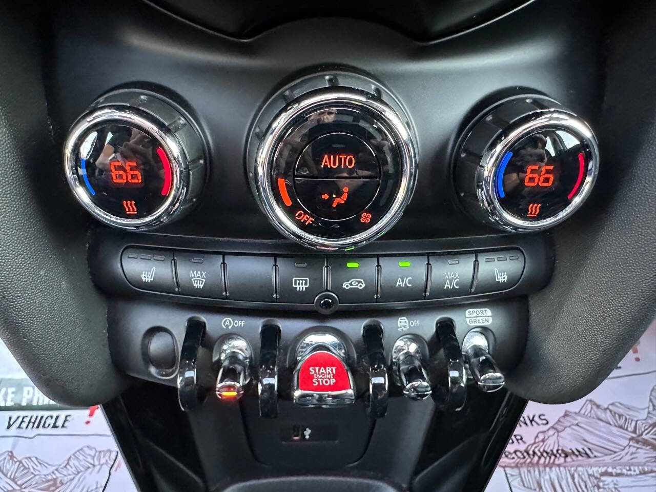 Used 2019 MINI Cooper S w/ Premium Package image 17