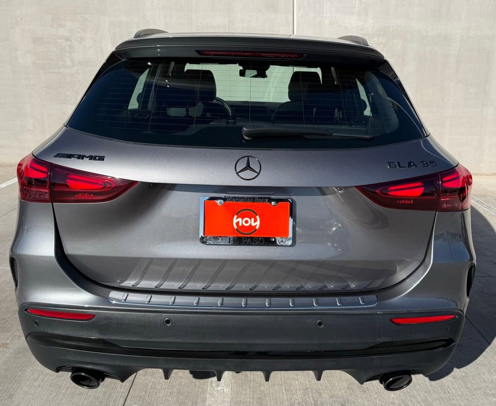 Used 2025 Mercedes-Benz GLA 35 AMG 4MATIC image 4