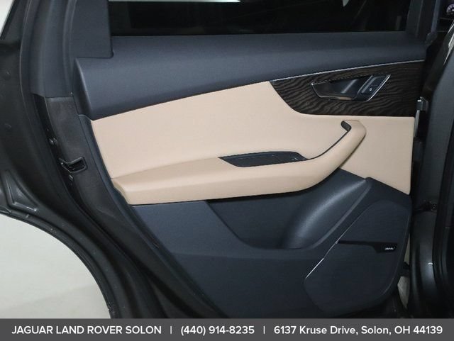 Used 2020 Audi Q7 2.0T Premium Plus AWD/4WD image 34