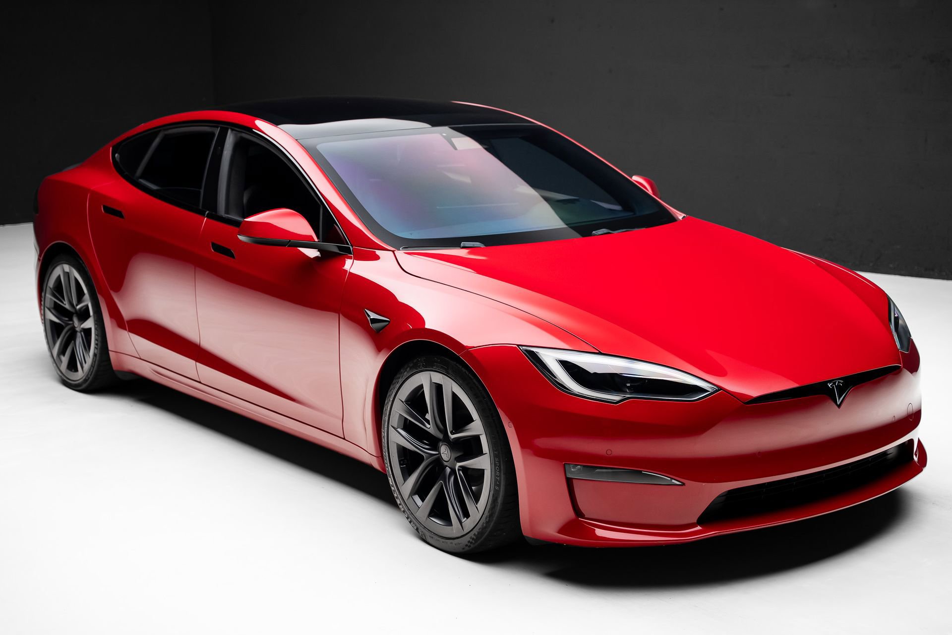 Used 2022 Tesla Model S Plaid image 38