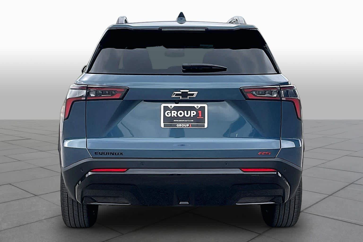 New 2026 Chevrolet Equinox RS w/ LPO, Floor Liner Package FWD image 4