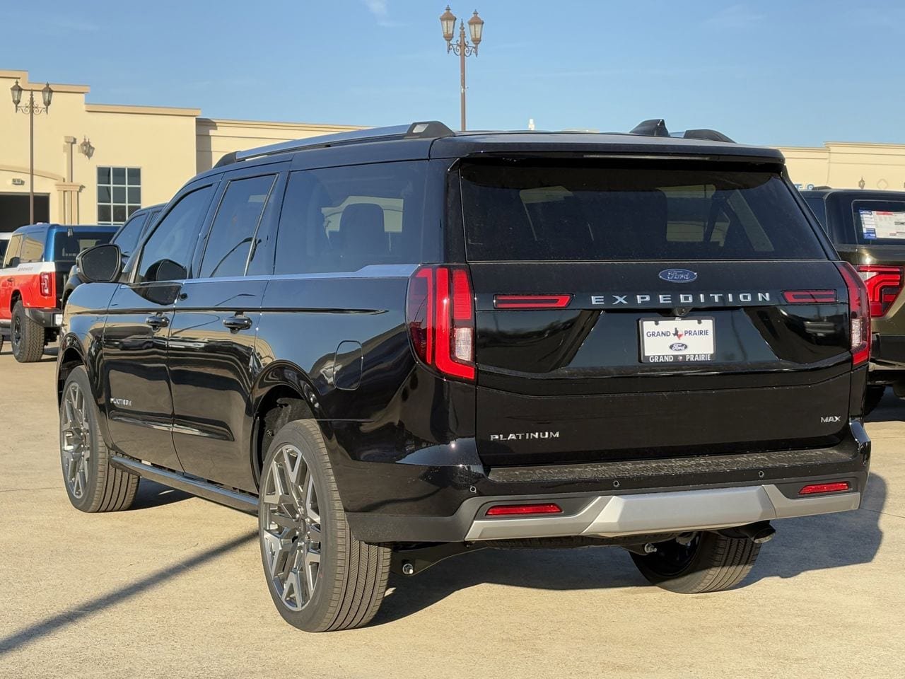 New 2025 Ford Expedition Max Platinum w/ Platinum Ultimate Package AWD/4WD image 41