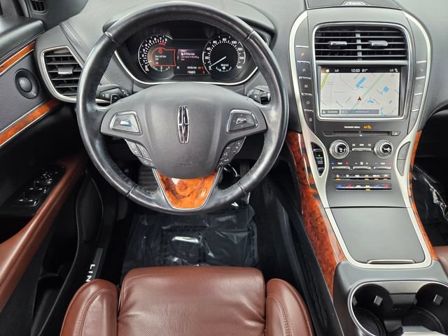 Used 2018 Lincoln MKX Reserve w/ Driver Assistance Package FWD image 17